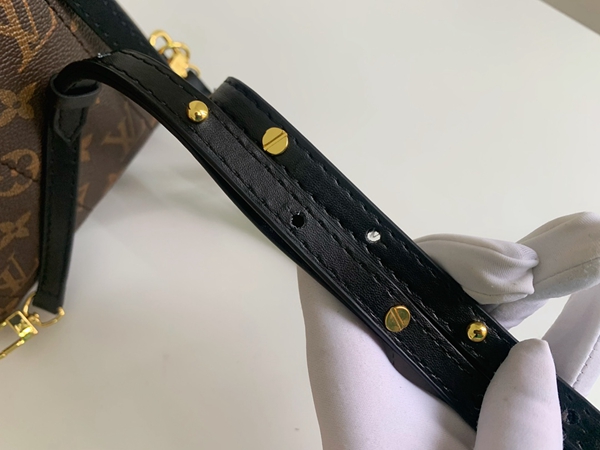 ルイヴィトンバッグ角部分ディテール